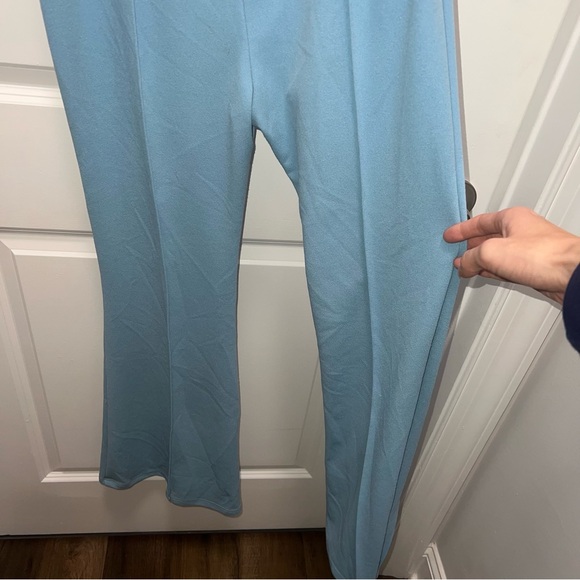 Elliatt Zienna One-Shoulder Jumpsuit - Picture 8 of 11